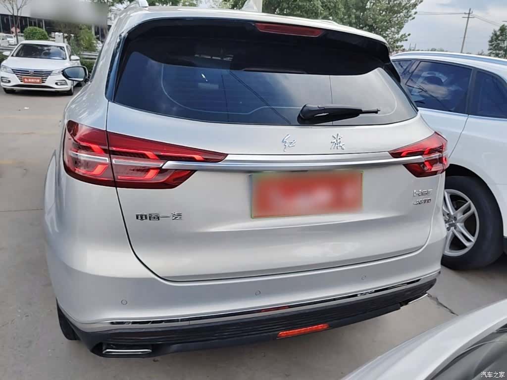 Hongqi HS5, 2023 6