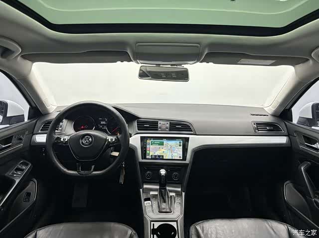 Volkswagen Lamando, 2016 4