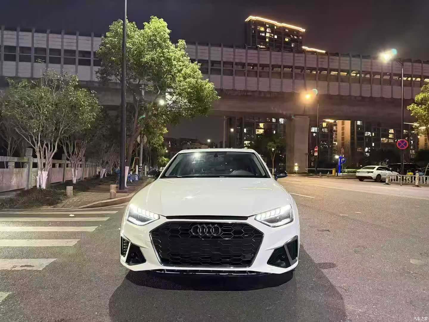 Audi A4L, 2020 1