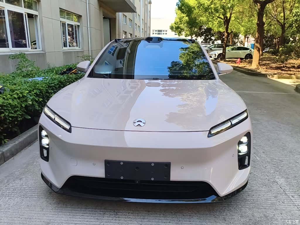 NIO ET5, 2025 3