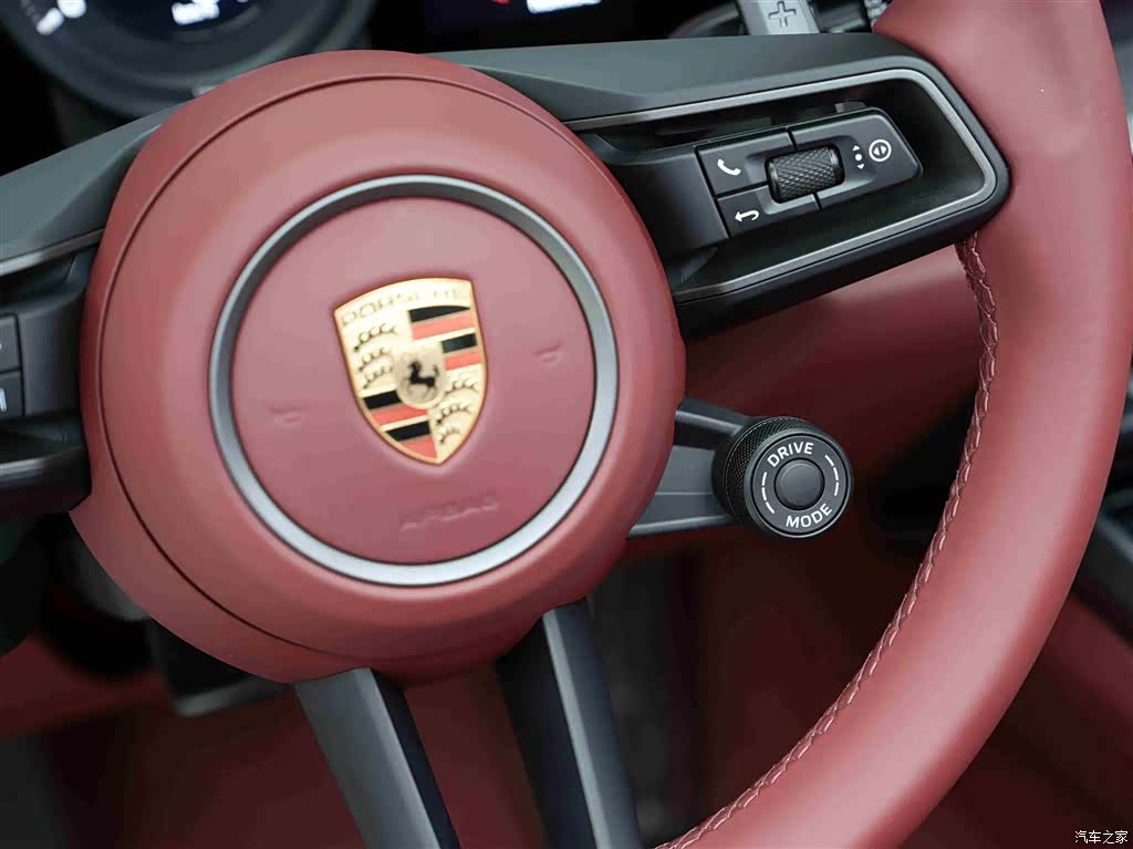 Porsche 911, 2023 21