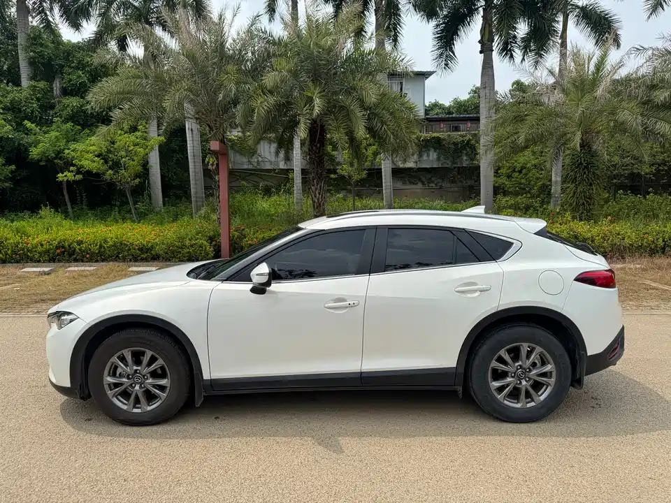 Mazda CX-4
