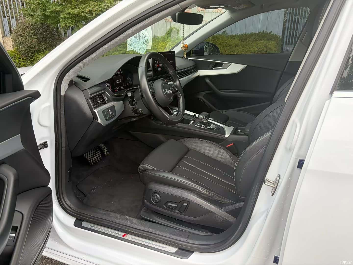 Audi A4L, 2020 13