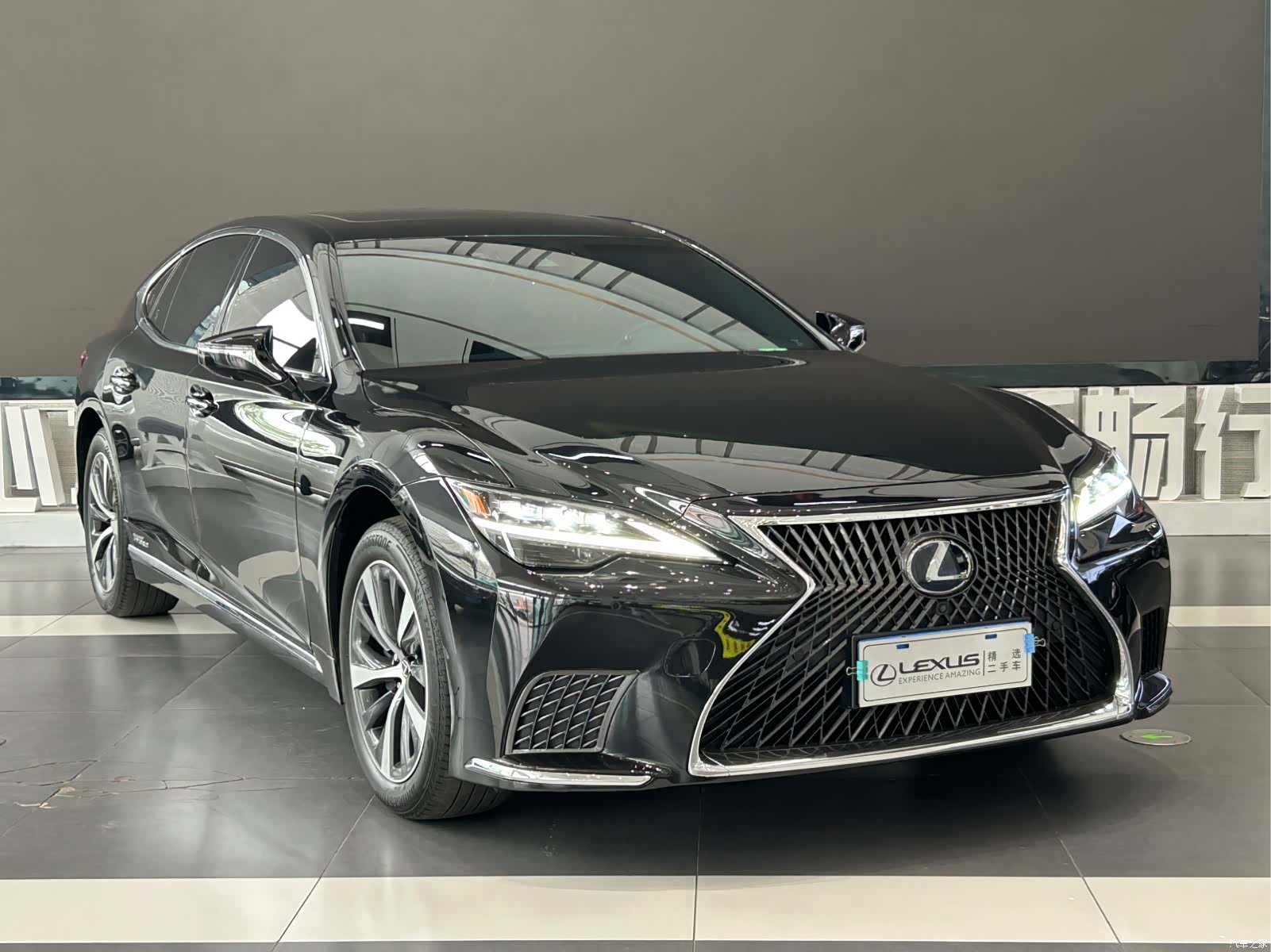 Lexus LS, 2021 2