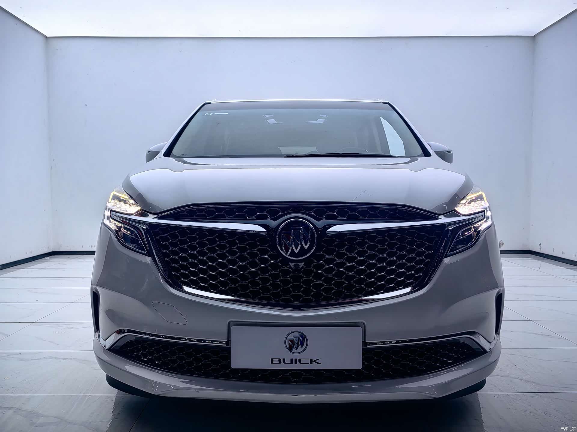 Buick GL8, 2021 2