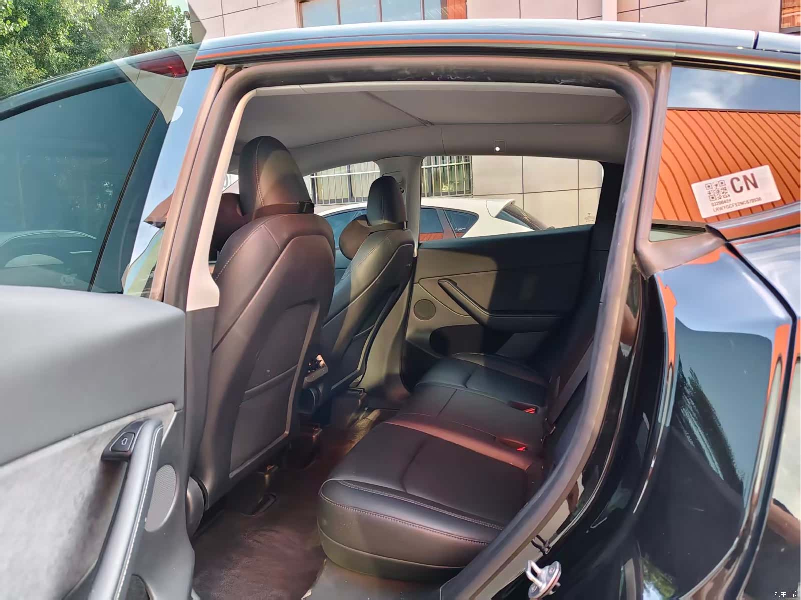 Tesla Model Y, 2022 3