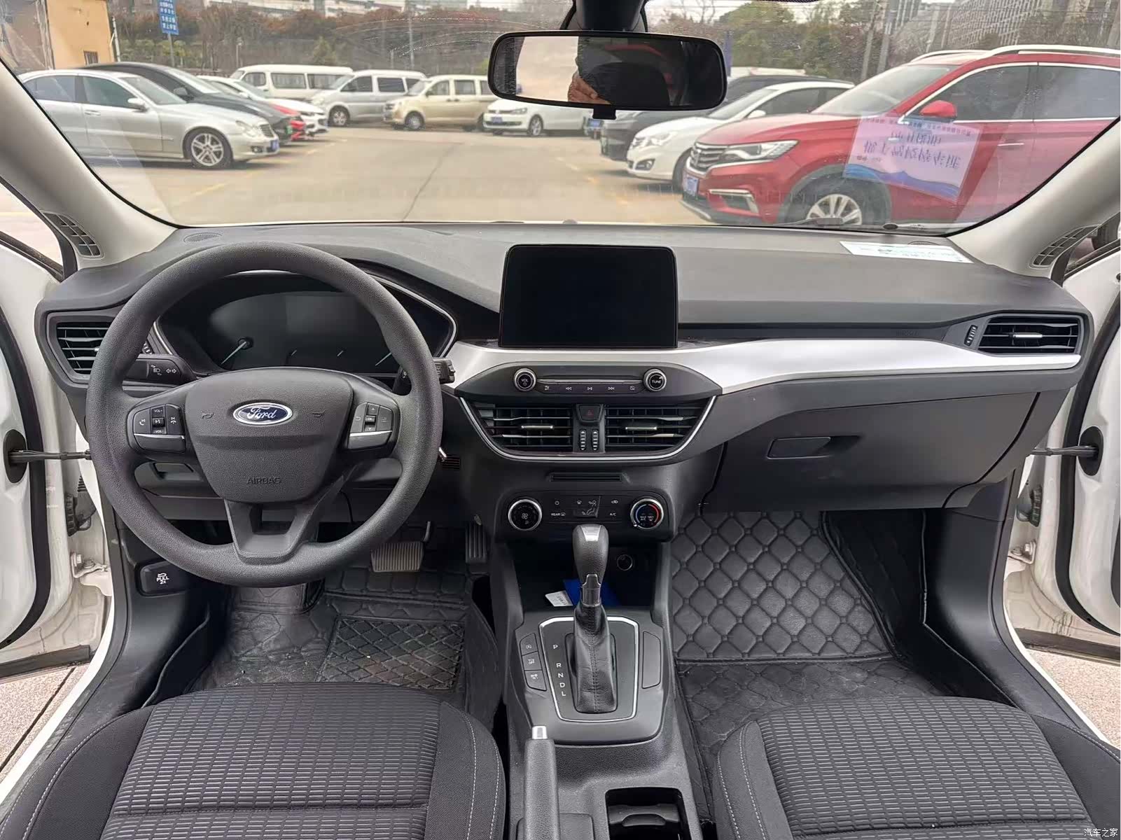 Ford Focus, 2019 6