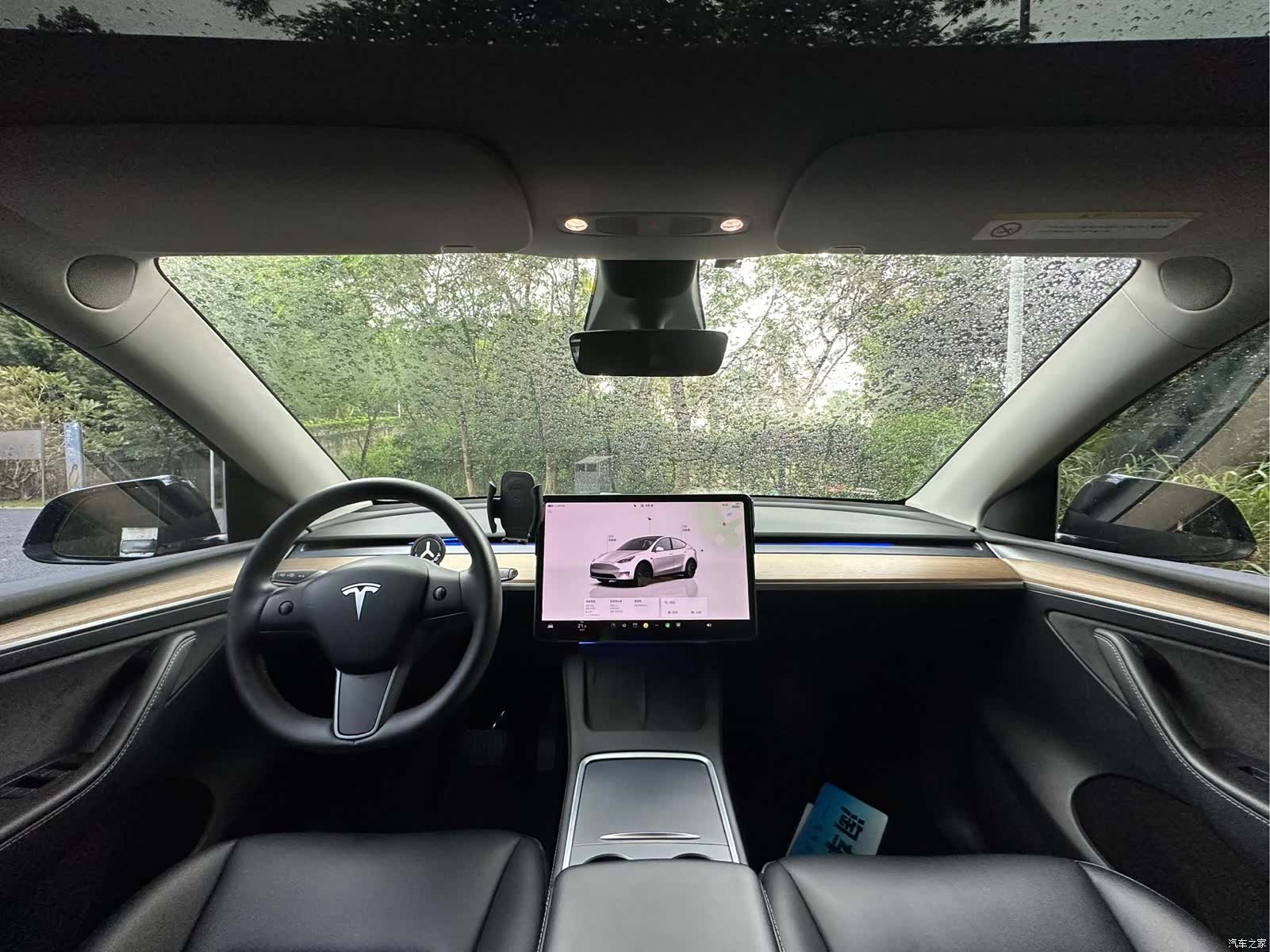 Tesla Model Y, 2022 6