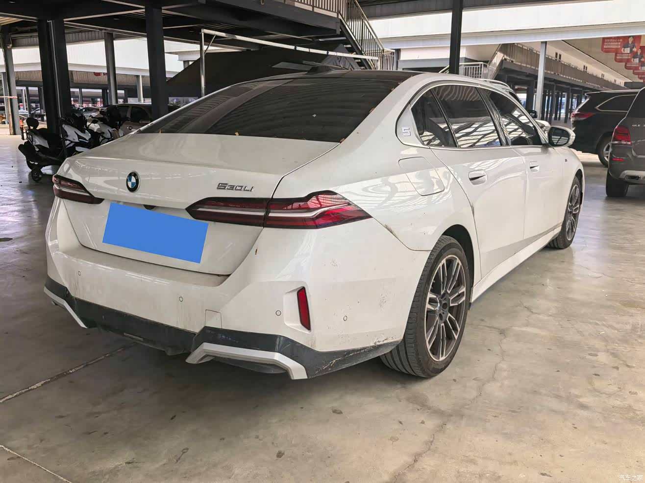 BMW 5 Series, 2025 все фото