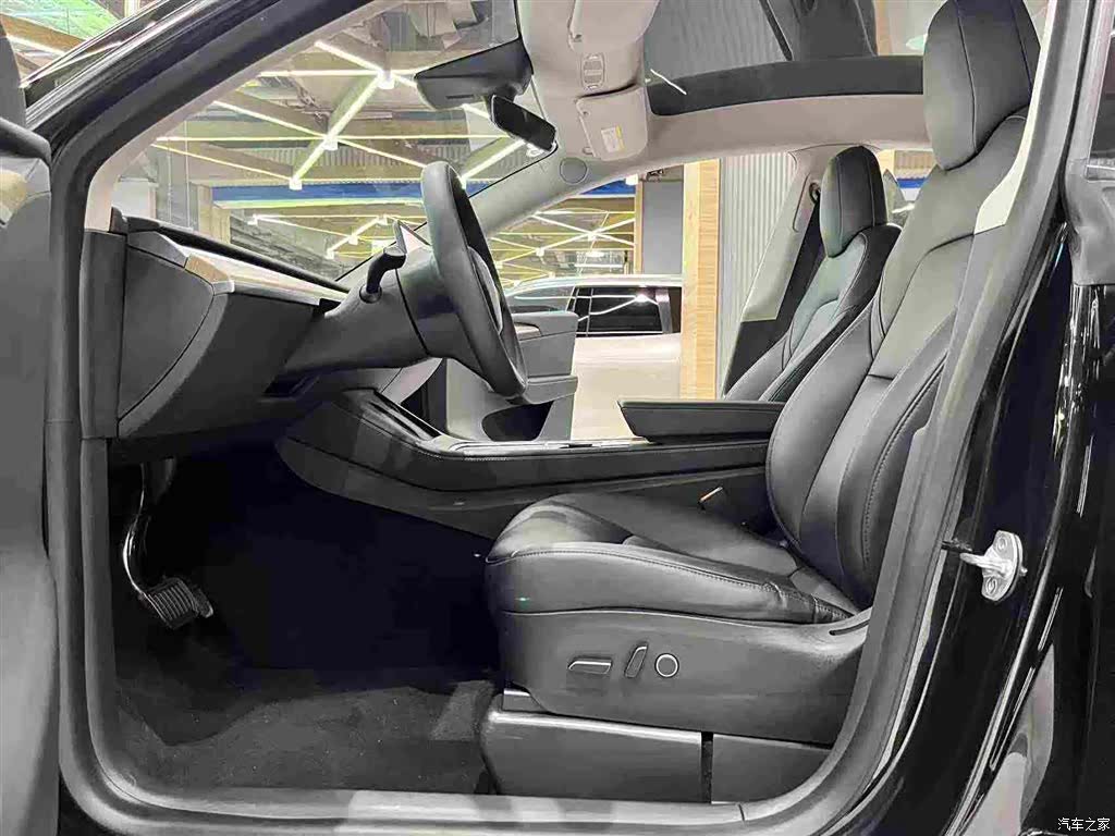 Tesla Model Y, 2022 9