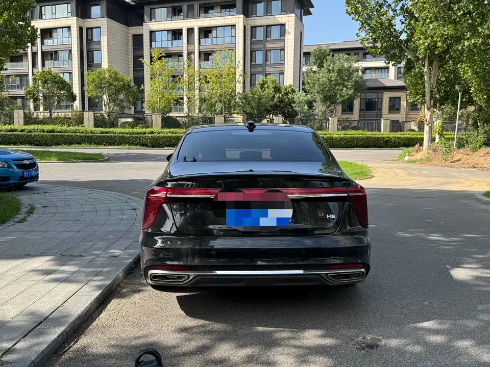 Hongqi H5