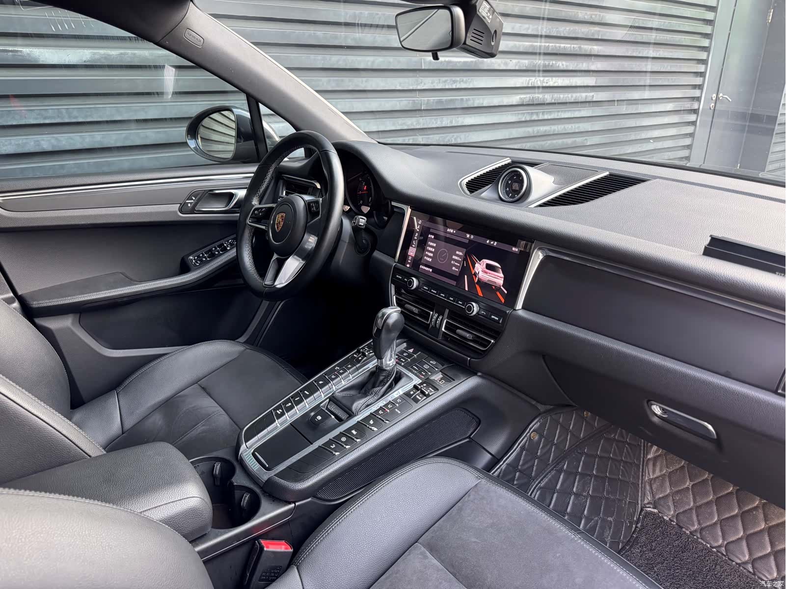 Porsche Macan, 2019 9