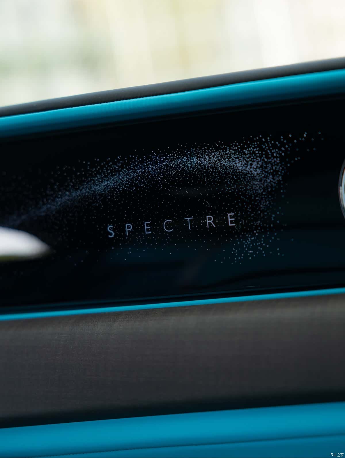 Rolls-Royce Spectre, 2024 17