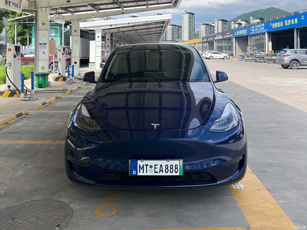 Tesla Model Y, 2021 2