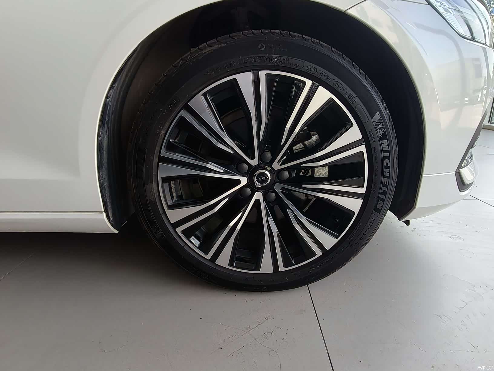 Volvo S60, 2024 6