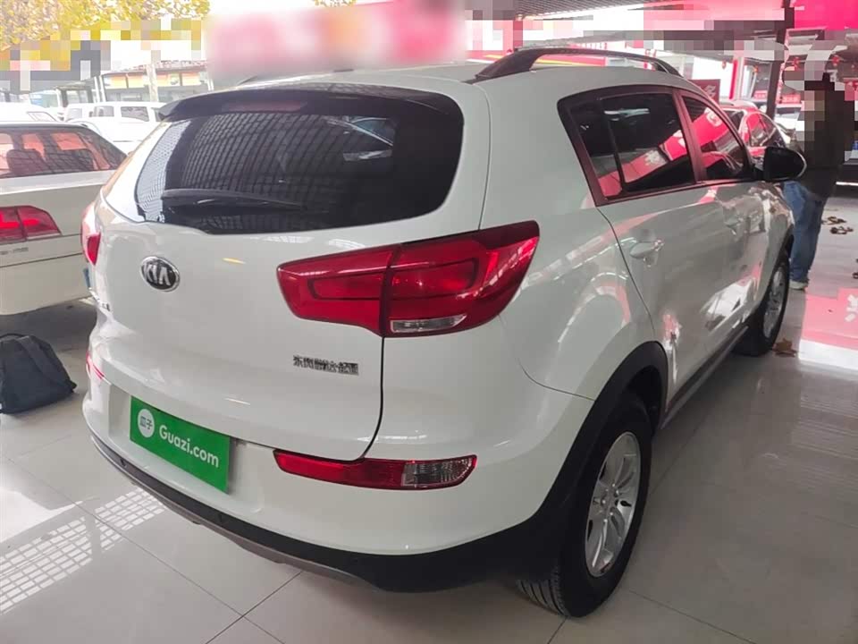 Kia Smart running