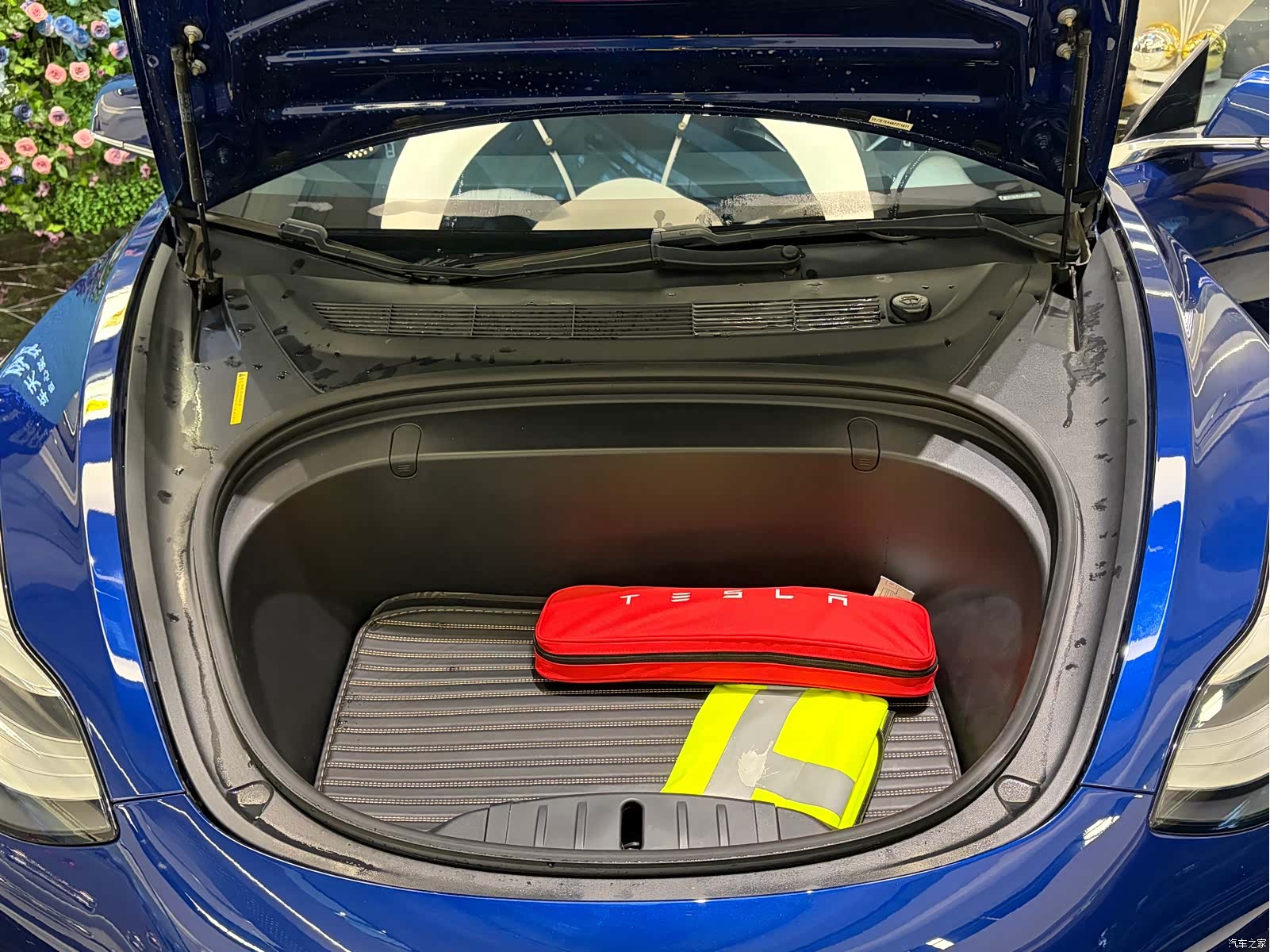 Tesla Model 3, 2019 13