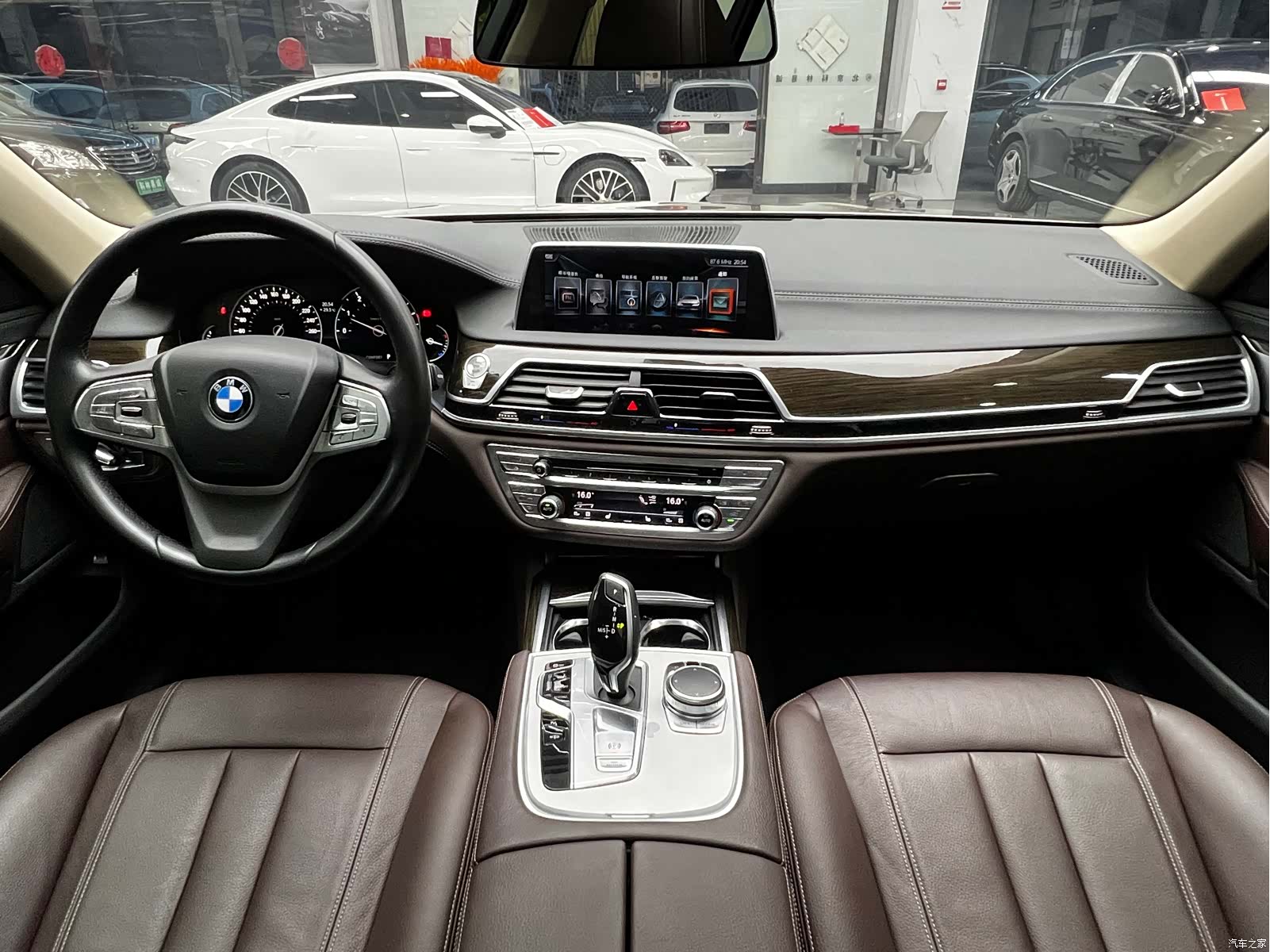 BMW 7 Series, 2019 21