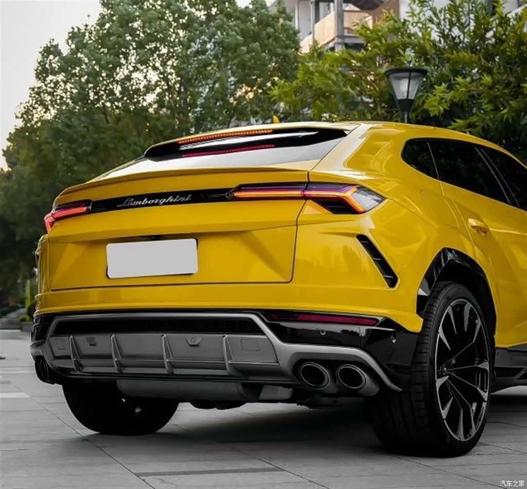 Lamborghini Urus, 2019 10