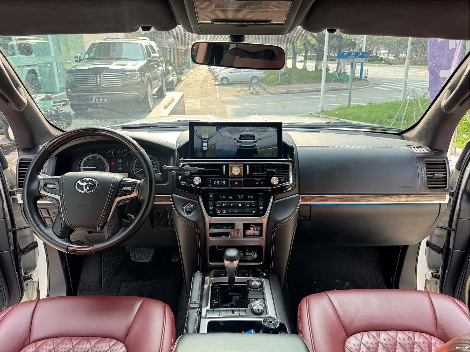 Toyota Land Cruiser, 2019 11