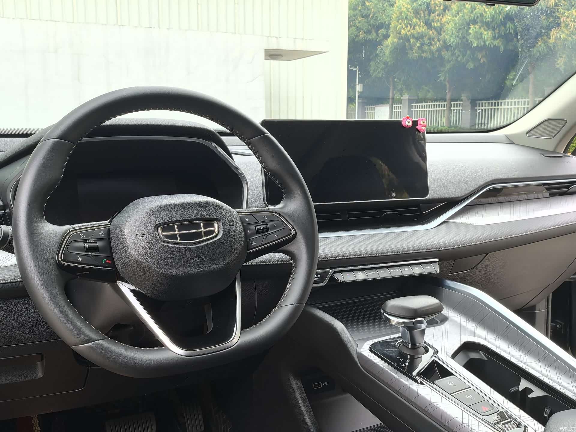 Geely Preface, 2021 18