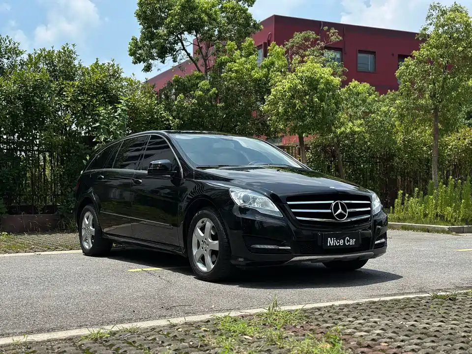 Mercedes-Benz R-class
