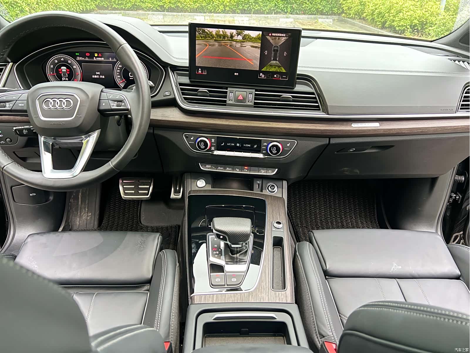 Audi Q5L, 2025 6