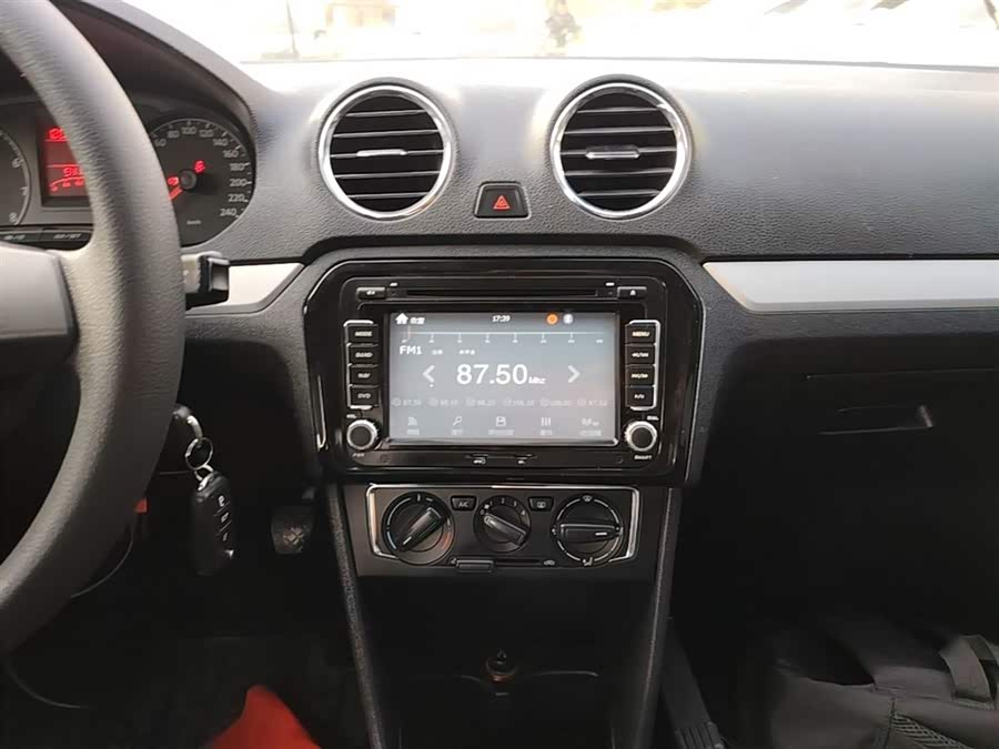 Volkswagen Jetta 2015, фото 13