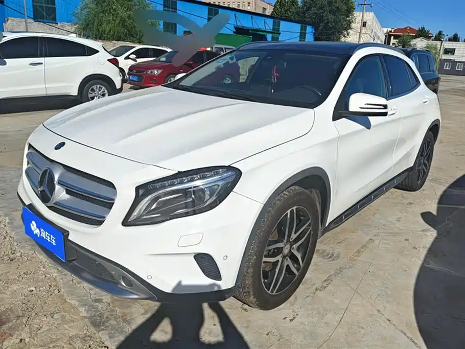 Mercedes-Benz GLA