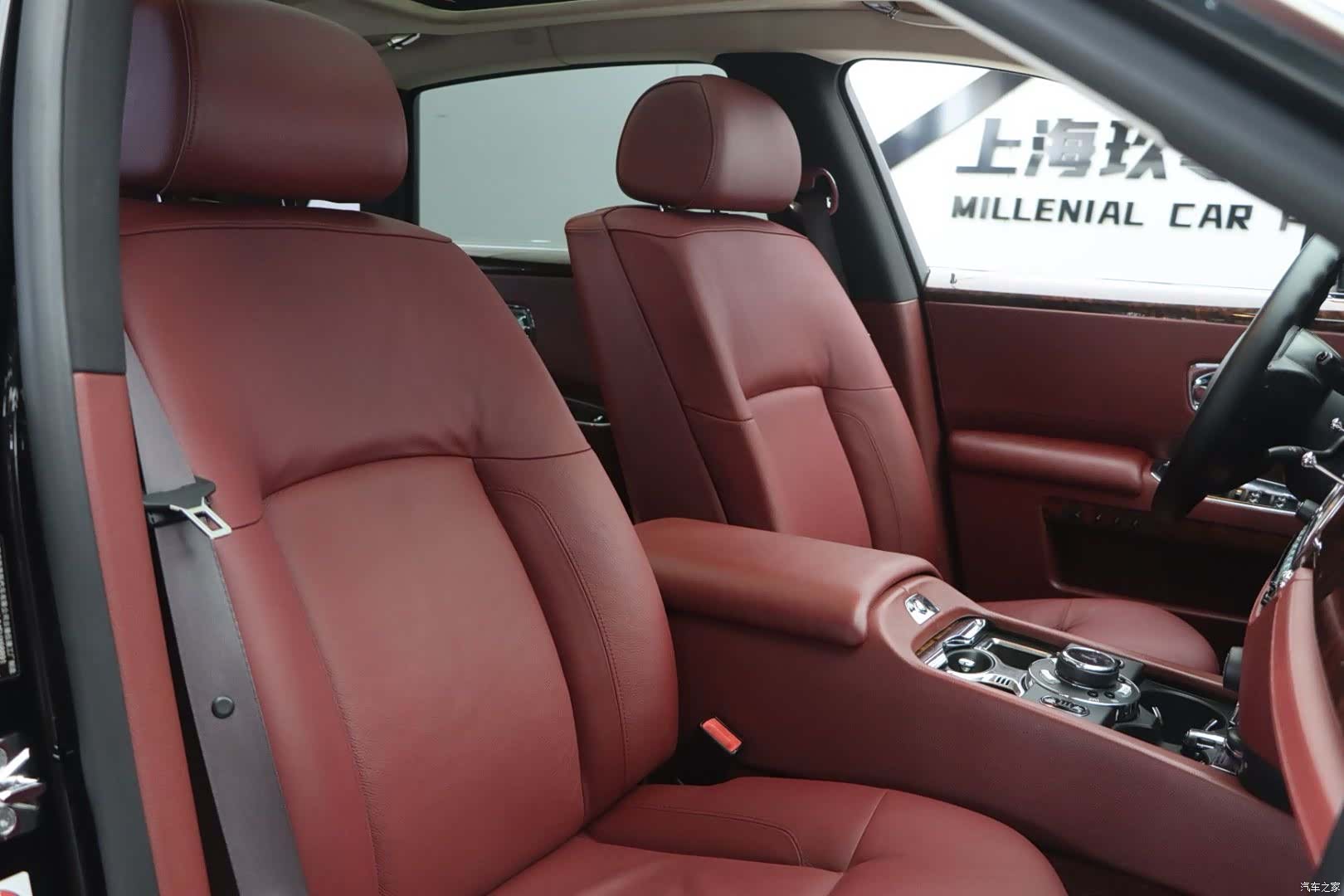 Rolls-Royce Ghost, 2014 8