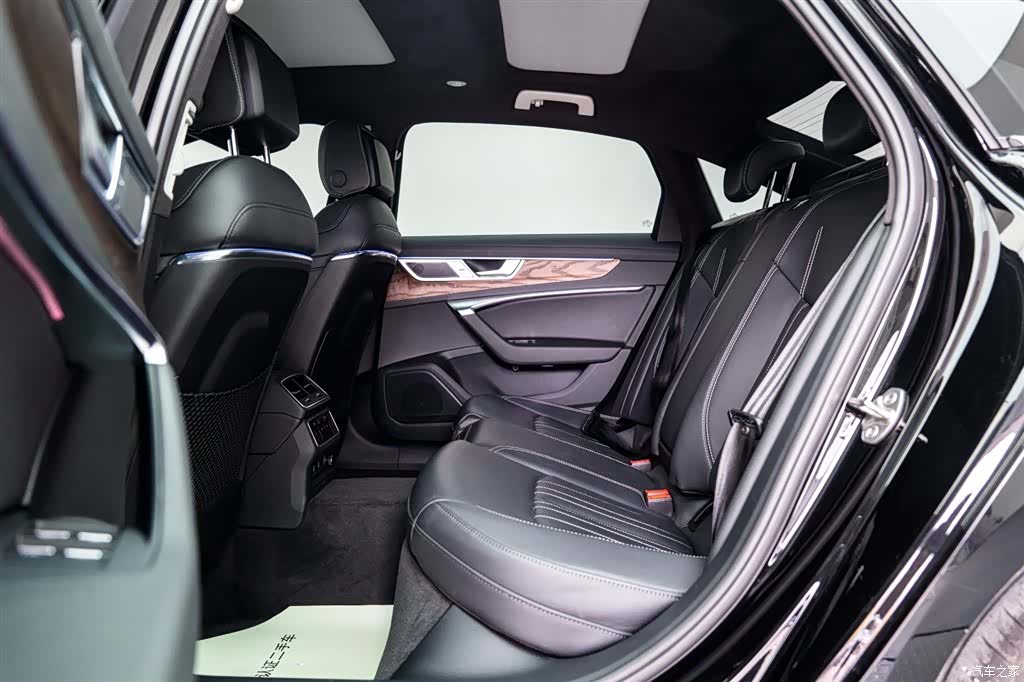 Audi A6L, 2023 11