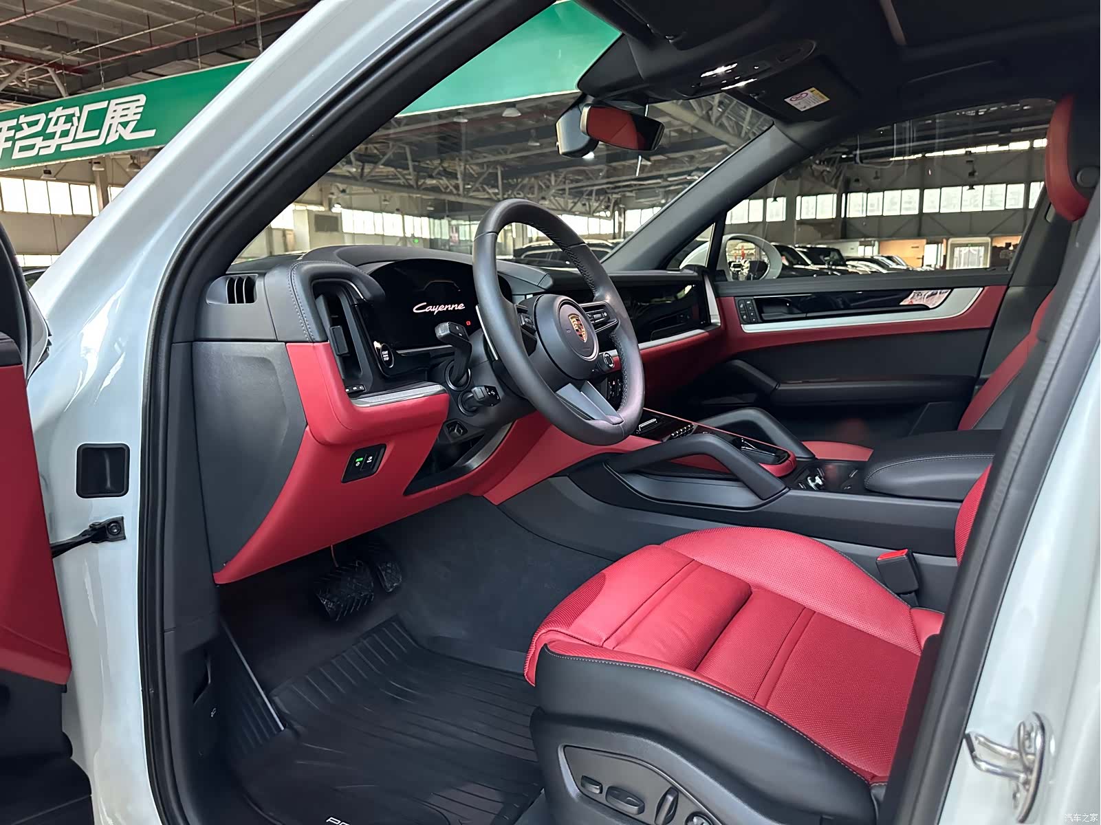 Porsche Cayenne, 2025 8