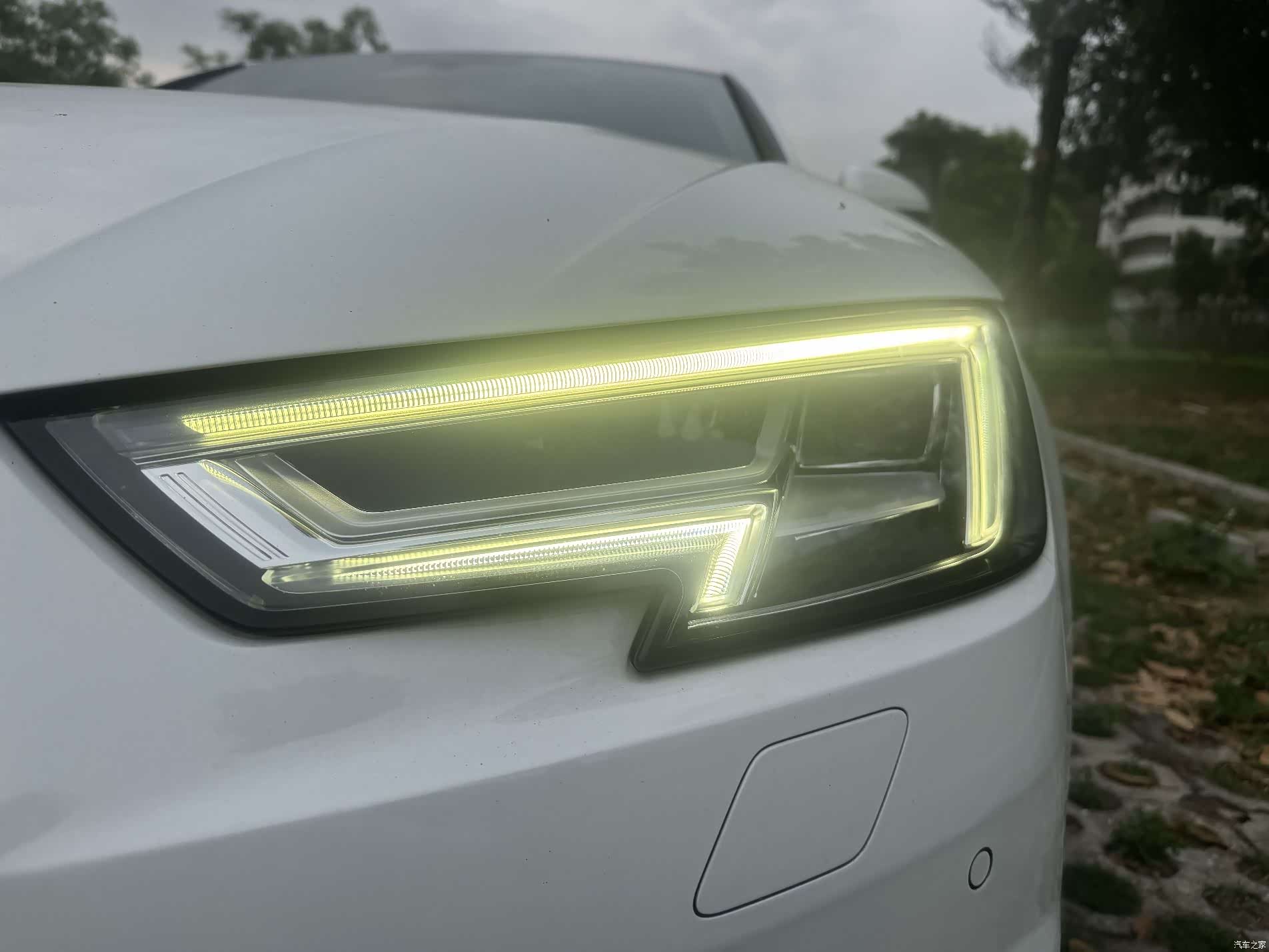 Audi A4L, 2018 14