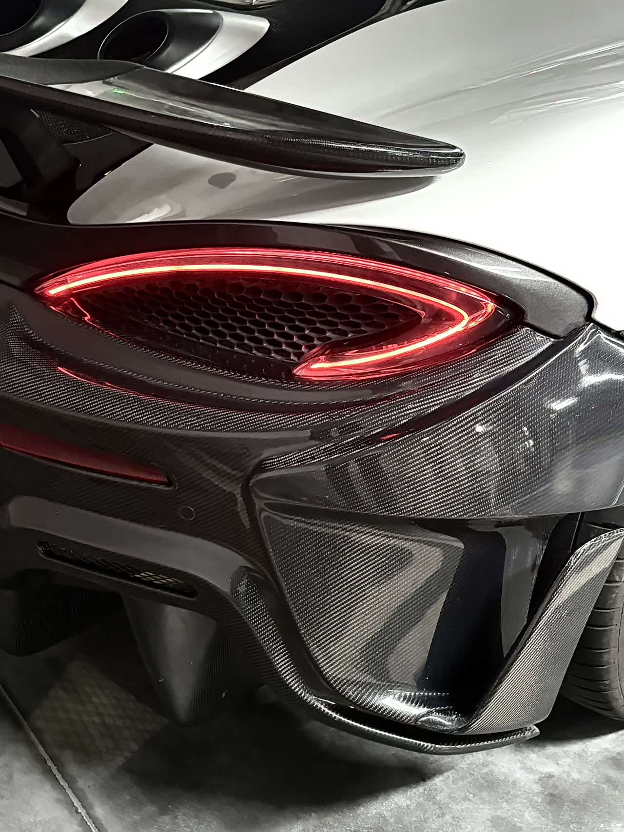 McLaren 570, 2017 6