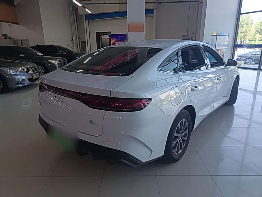 BYD Qin L 2024, фото 7