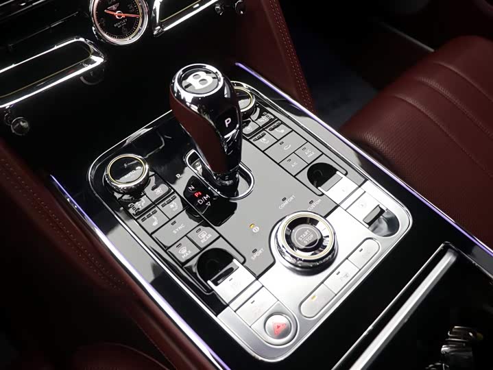 Bentley Flying Spur cha dian hun dong 2022 2.9T V6 Hybrid