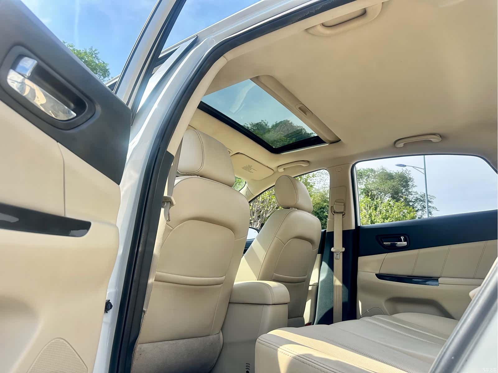 Changan Eado, 2015 26