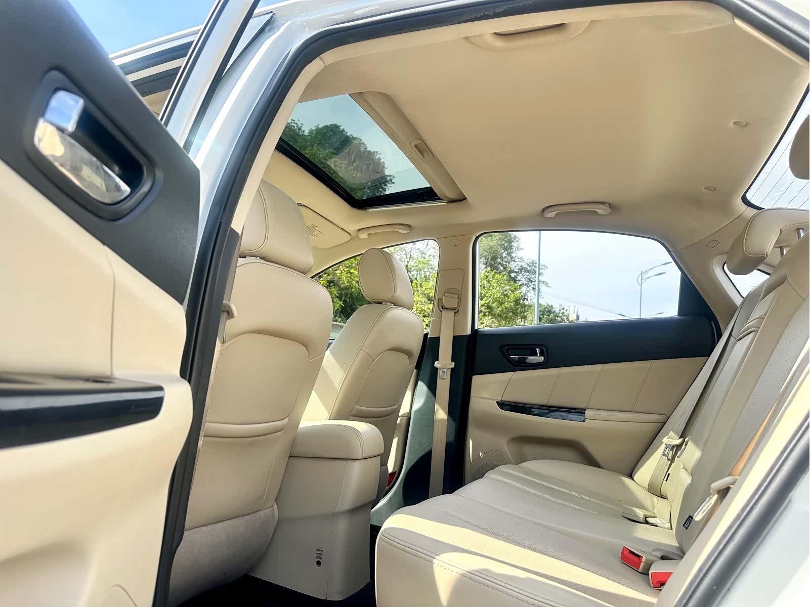 Changan Eado, 2015 29