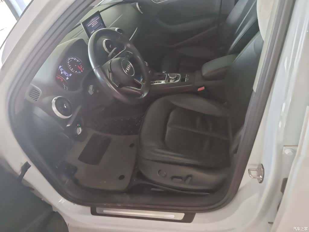 Audi A3, 2018 15