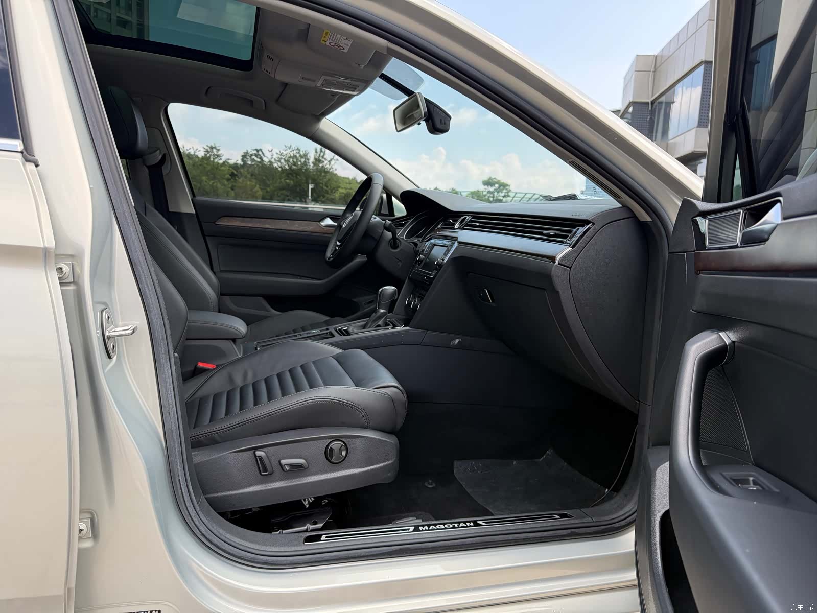 Volkswagen Magotan, 2019 14