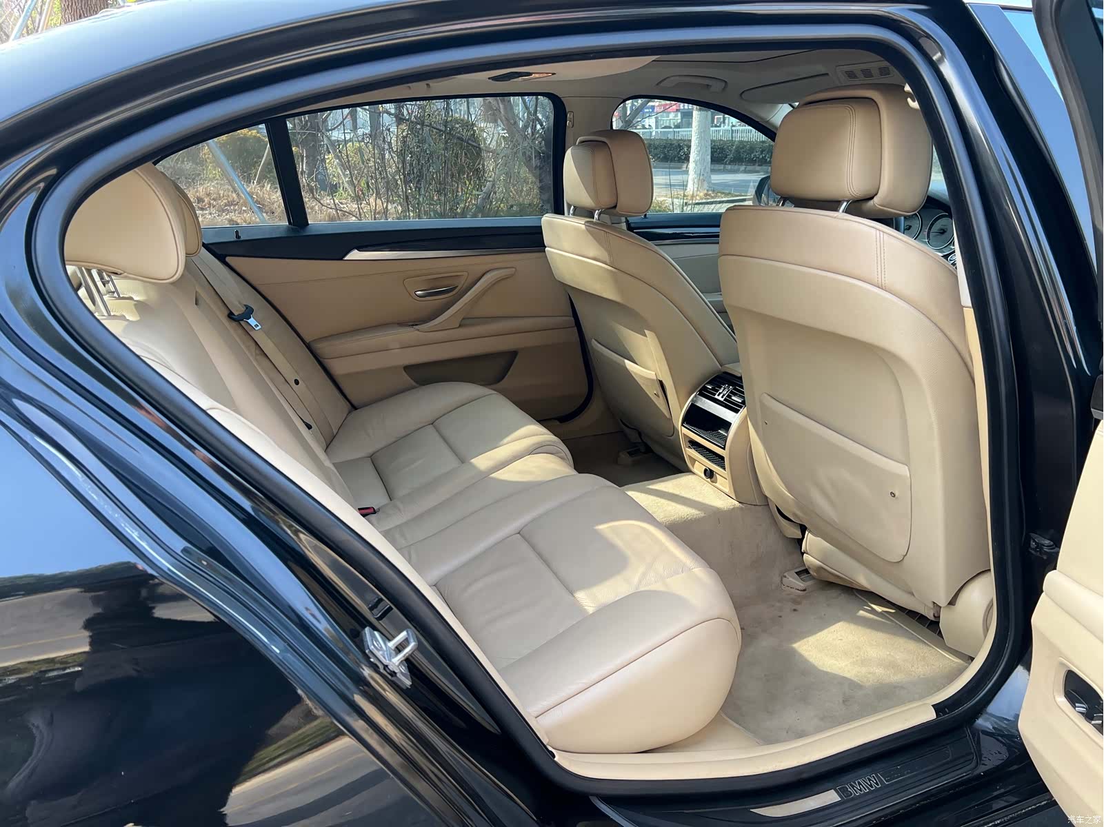 BMW 5 Series, 2013 15