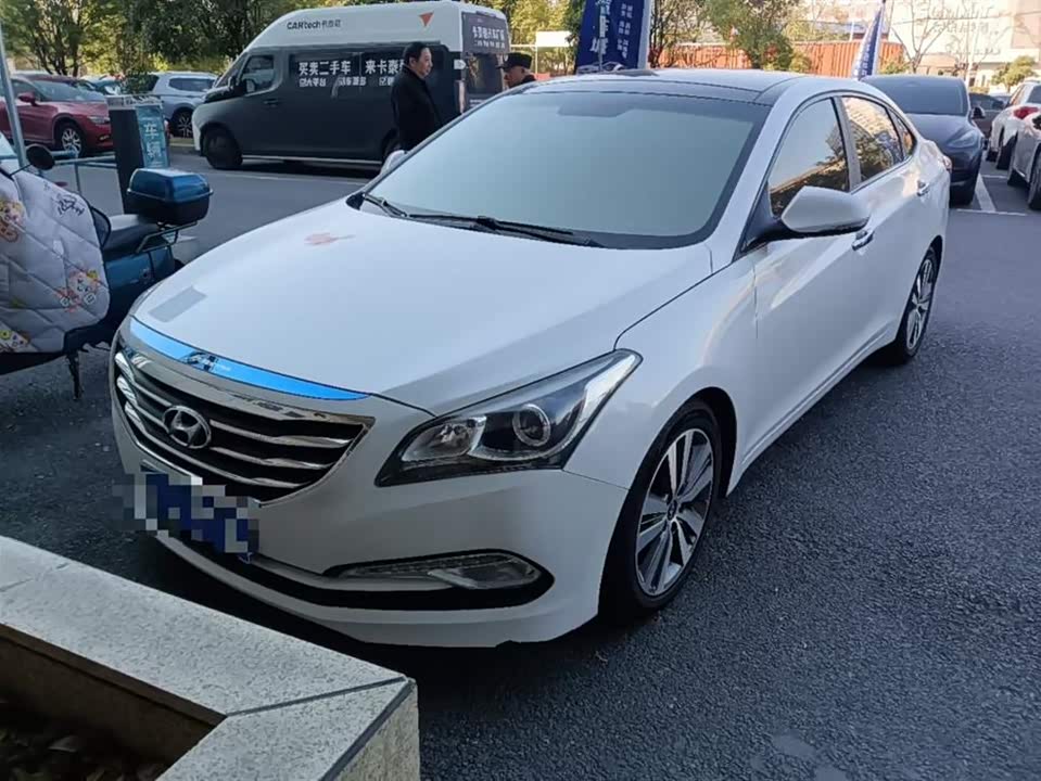 Hyundai Name picture