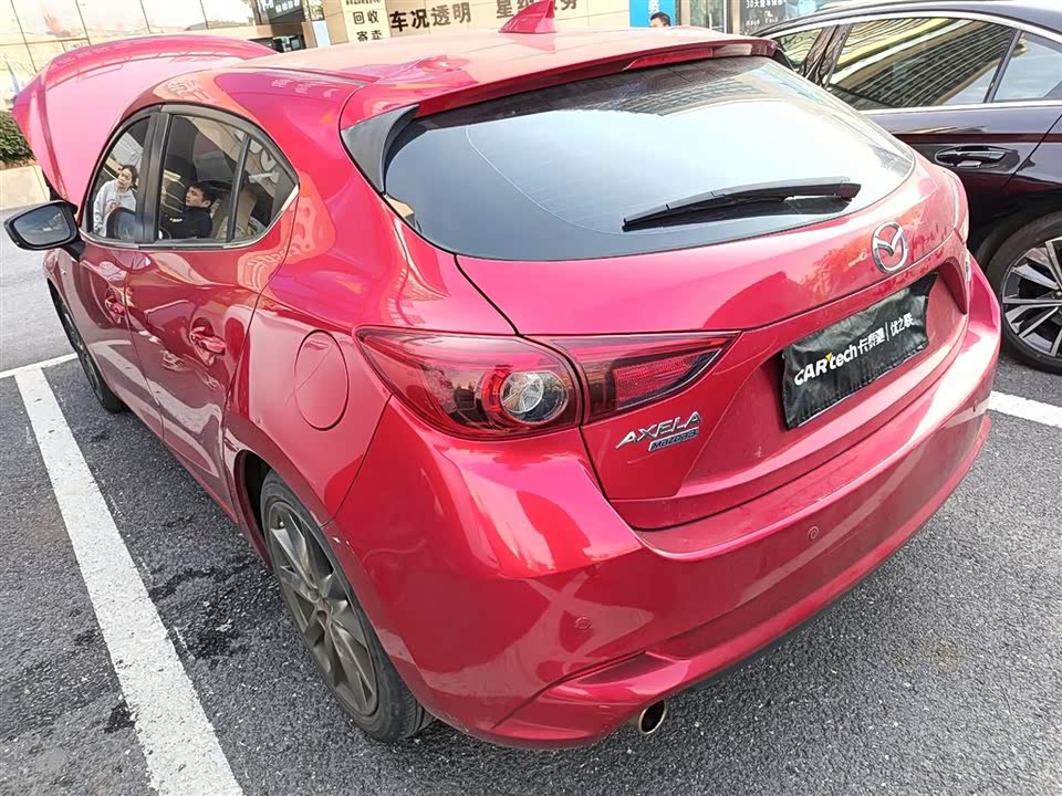 Mazda 3 Angkesaila