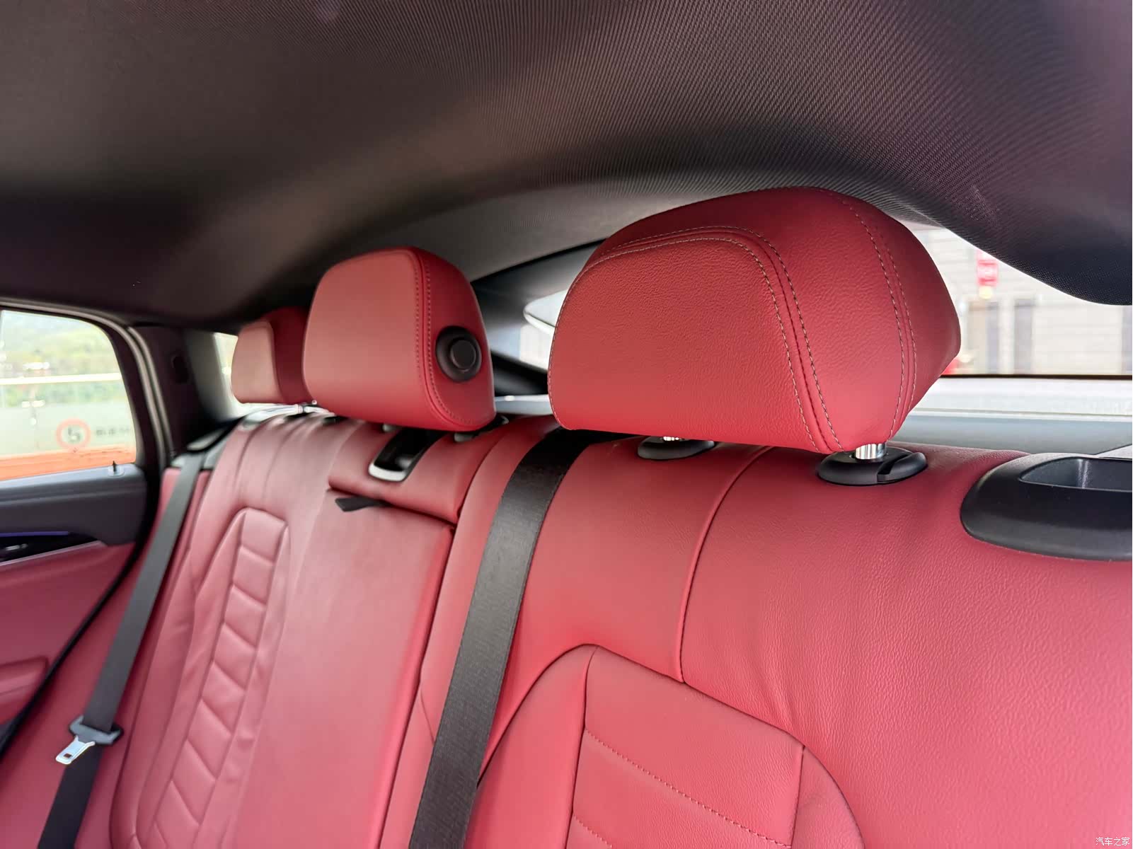 BMW X4, 2019 37