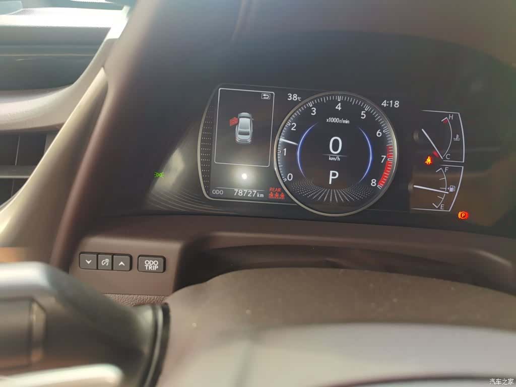 Lexus ES, 2020 все фото