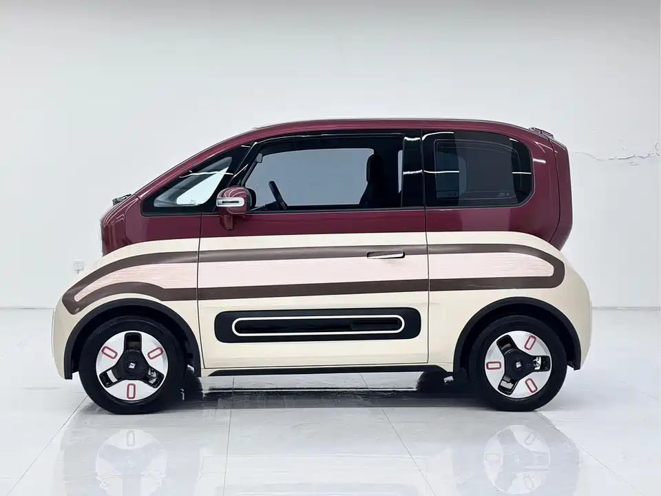 Baoding KiWi EV