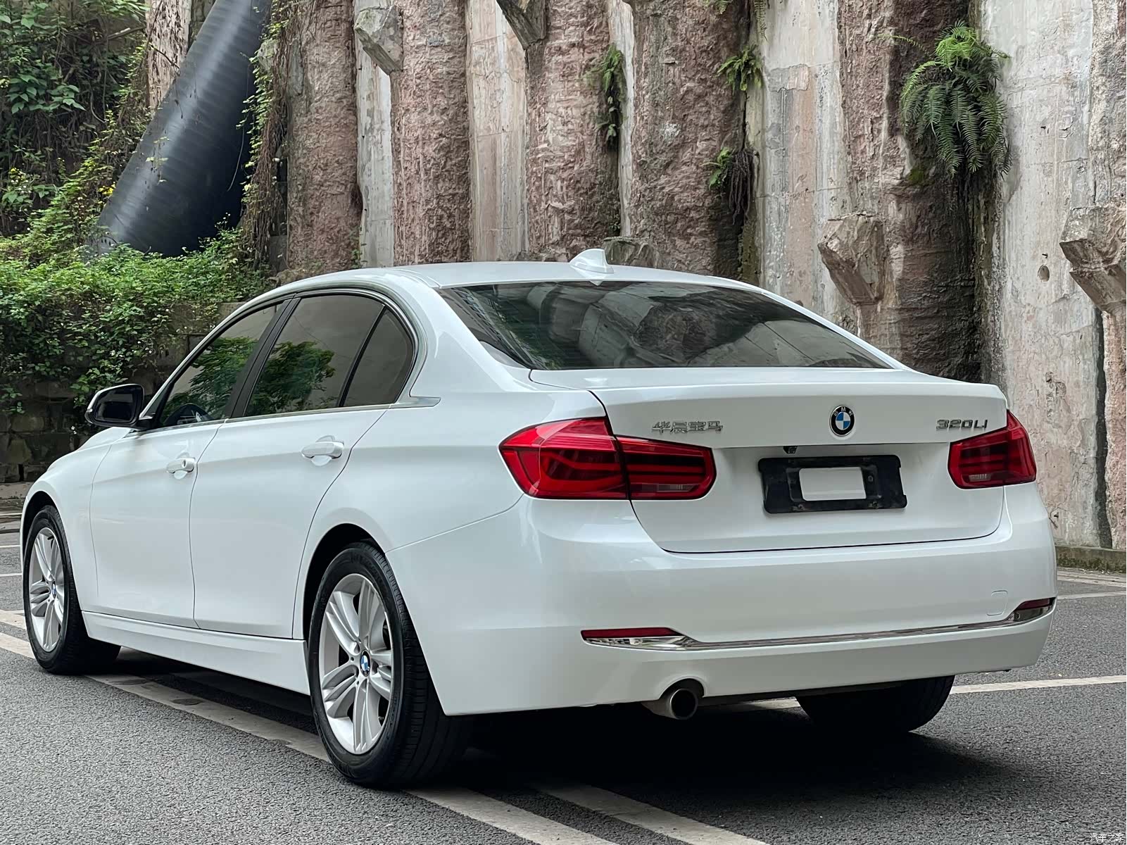BMW 3 Series, 2016 все фото