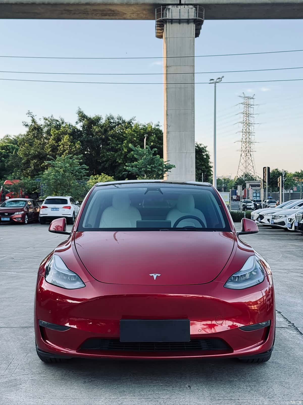 Tesla Model Y, 2022 2