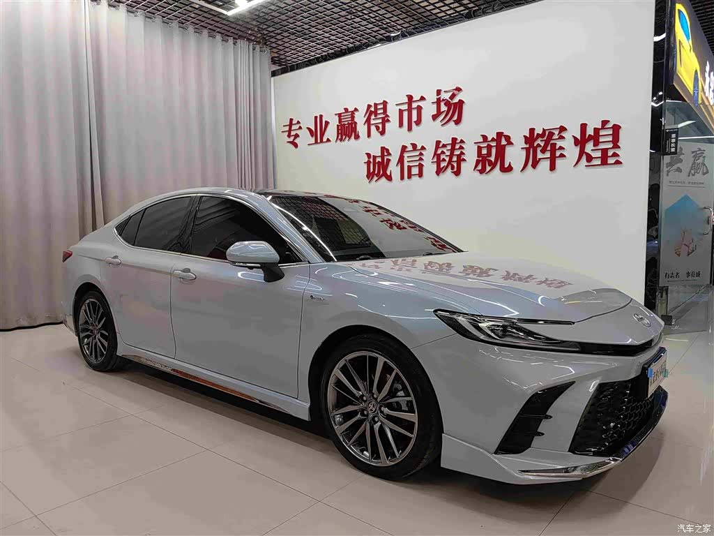 Toyota Camry, 2024 3