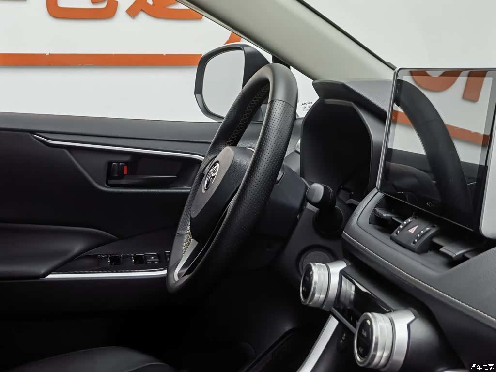 Toyota RAV4, 2021 22